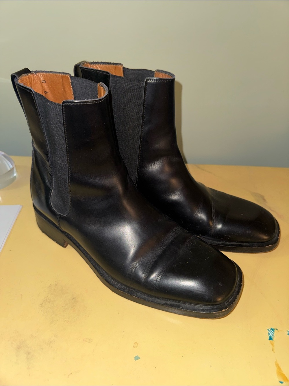 Gucci Men's Black Leather Chukka Chelsea Boots US 9